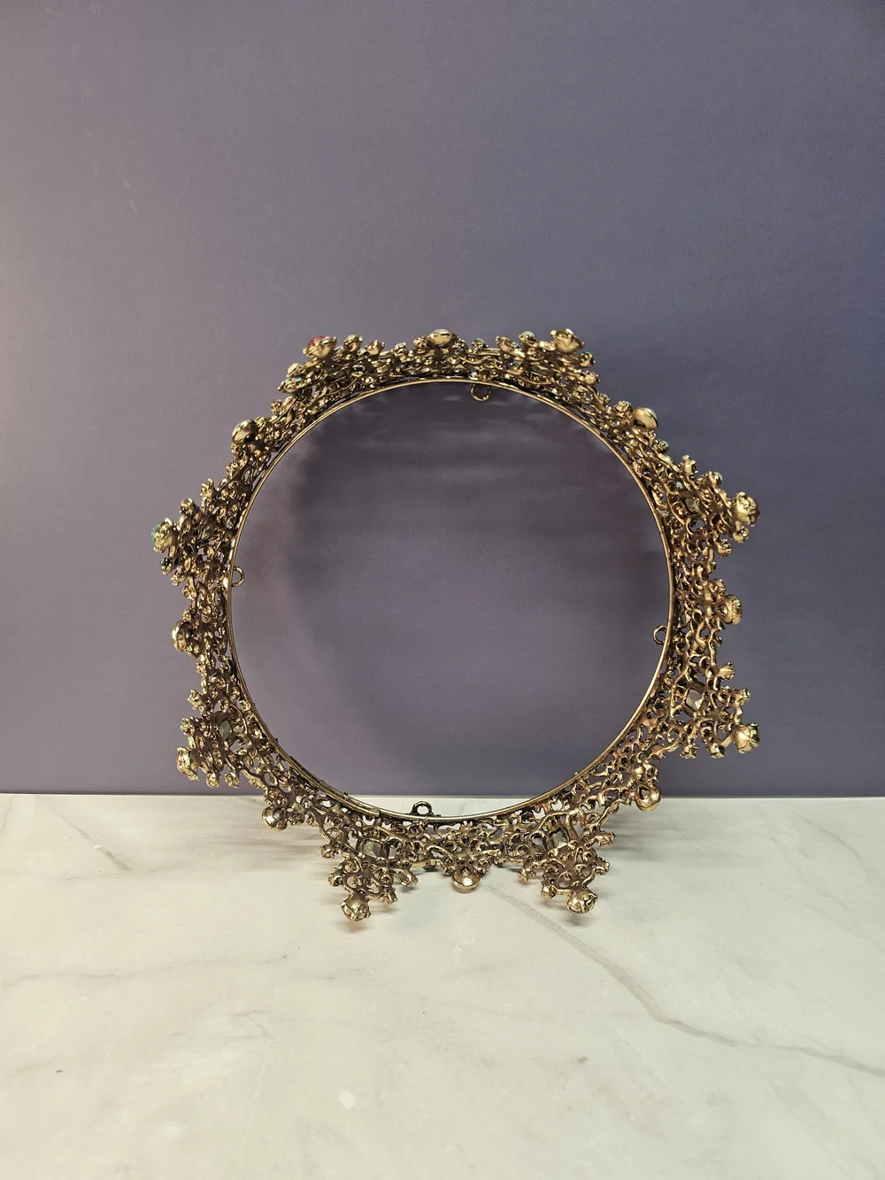 N/A elegant gold